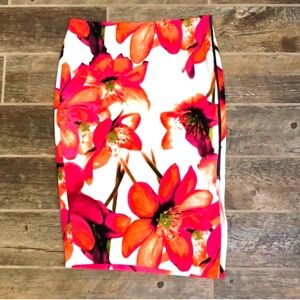 NWOT,Vibrant,Tropical,Floral,Pencil Skirt by Worthington🪷🌺🪷